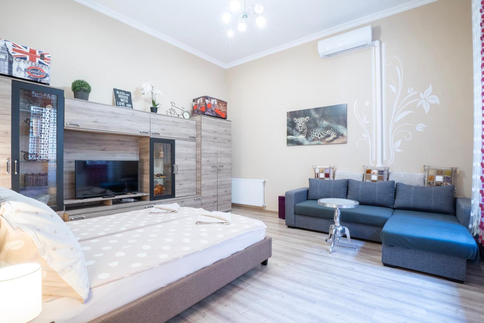 Apartment Near Opera In Downtown بودابست المظهر الخارجي الصورة